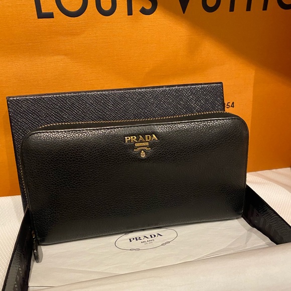 Prada Vitelli Diano Long Zip Around Wallet - Picture 1 of 14